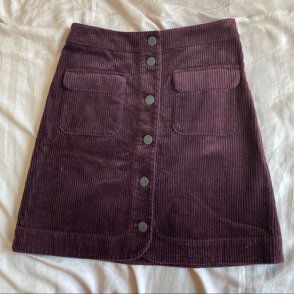 LOFT Corduroy button down skirt- NWT never worn! - Picture 3 of 9